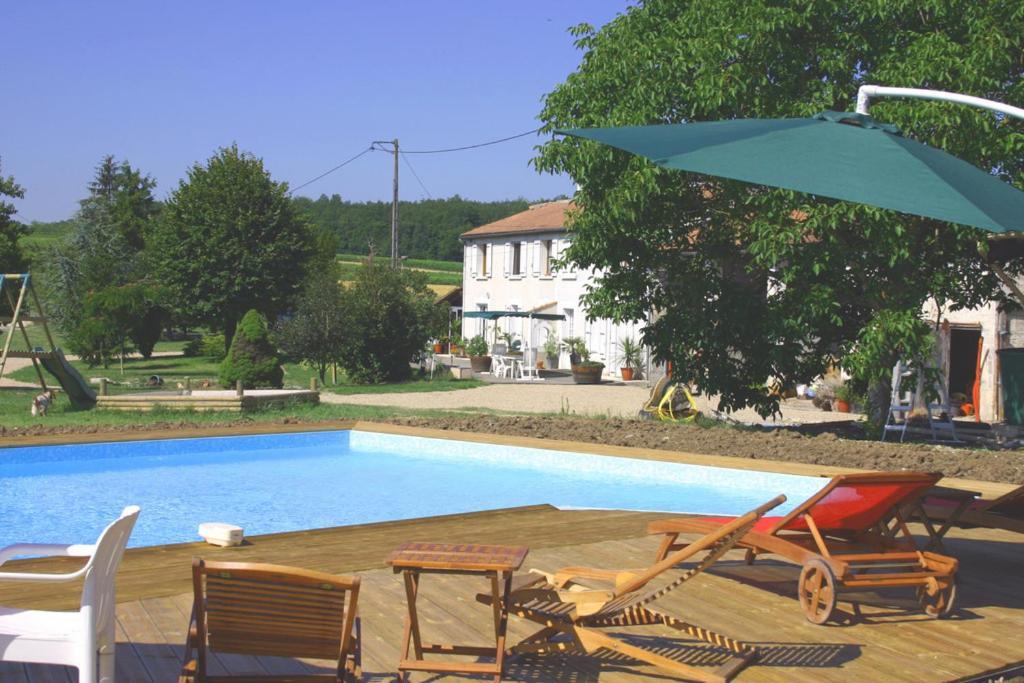 La Pommeraie Jonzac Exterior photo